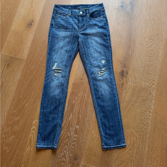 WHBM Slim Mid Rise Distressed Jeans (8) - Picture 1 of 8